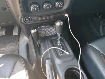 Jeep Wrangler 2014, 94000 км, за 93000 CNY - фото 16