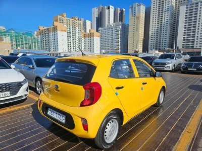 Kia Morning 2019, 11859 км, за 7000000 KRW