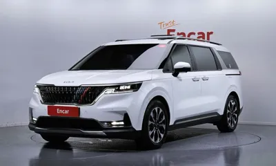 Kia Canival · 2023 год