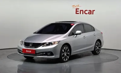Honda Civic · 2015 год