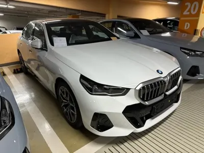 BMW 5-Series 2026, 5 км, за 0 KRW