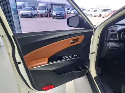 KG_Mobility_Ssangyong TIBOLI 2019, 73475 км, за 12900000 KRW - фото 11