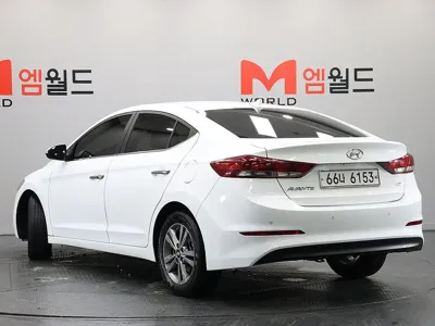 Hyundai Avante 2016, 100209 км, за 9700000 KRW - фото 4