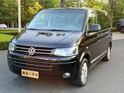 Volkswagen Multivan · 2015 год
