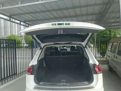 Volkswagen Tiguan L 2020, 122600 км, за 79200 CNY - фото 19