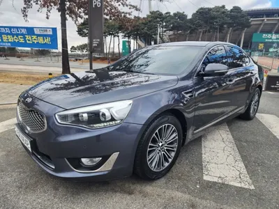 Kia K7 · 2015 год