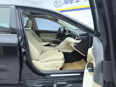 Toyota Camry 2020, 60800 км, за 94000 CNY - фото 8