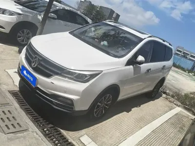 Baojun 730 2018, 112000 км, за 25800 CNY - фото 1
