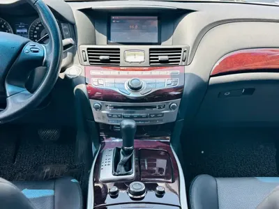 Infiniti Q70 2015, 60000 км, за 73800 CNY - фото 18