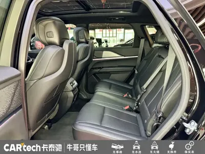 Cadillac XT5 2025, 24000 км, за 215799 CNY - фото 18