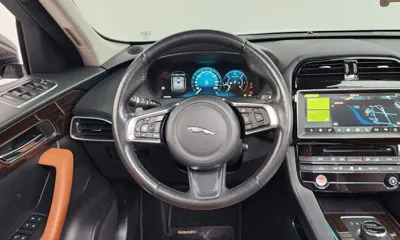 Jaguar F-Pace 2018, 137392 км, за 12300000 KRW - фото 13