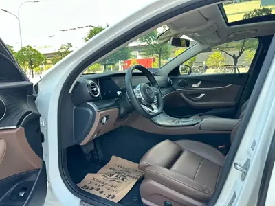 Mercedes-Benz E-Class 2019, 50000 км, за 156800 CNY - фото 7