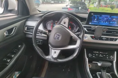 Changan CS75 2018, 58300 км, за 42063.79 CNY - фото 10