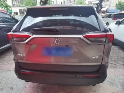 Toyota RAV4 2023, 24000 км, за 99000 CNY - фото 6