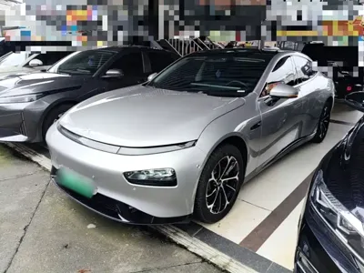 Xpeng P7 · 2024 год