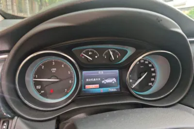 Buick Envision 2016, 117700 км, за 36695.44 CNY - фото 11