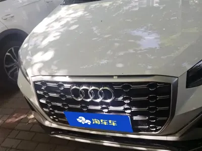 Audi Q2L 2022, 52200 км, за 94500 CNY