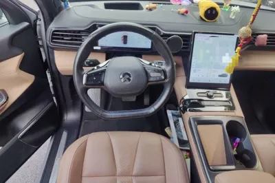 Nio ES8 2022, 29500 км, за 155215.32 CNY - фото 8
