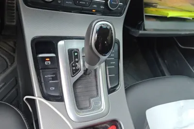 Geely Auto Emgrand GS 2018, 56600 км, за 34547.28 CNY - фото 14