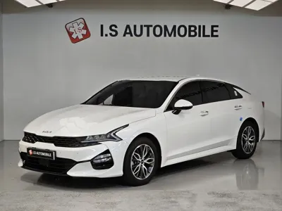 Kia K5 · 2023 год
