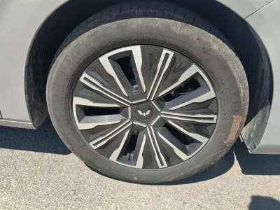 Wuling 星光730新能源 2026, 20800 км, за 93000 CNY - фото 6