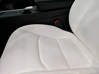 Tesla Model Y 2022, 65000 км, за 183000 CNY - фото 21