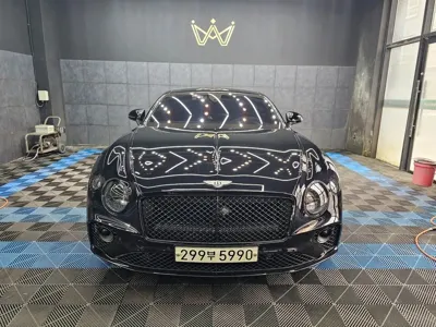 Bentley Continental · 2023 год