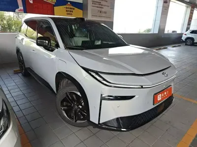 Toyota 铂智3X 2025, 23800 км, за 141800 CNY - фото 1