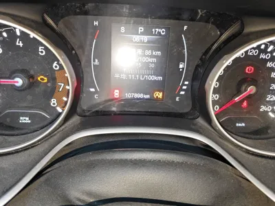 Jeep Compass 2017, 107800 км, за 33289.66 CNY - фото 13