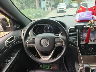 Jeep Grand Cherokee (Import) 2018, 198700 км, за 78200 CNY