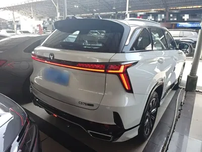 Changan 长安CS75PLUS 2025, 500 км, за 84100 CNY - фото 7