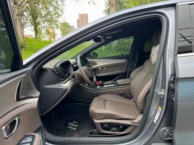 BYD Han 2023, 43000 км, за 115800 CNY
