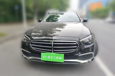Mercedes-Benz E-Class 2023, 44300 км, за 295127.04 CNY