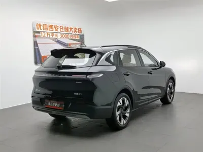 Bestune 悦意07 2025, 23000 км, за 76800 CNY