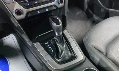 Hyundai Avante 2018, 117839 км, за 9900000 KRW - фото 9