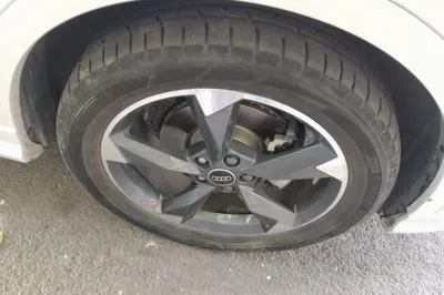 Audi Q3 2022, 12400 км, за 218344.75 CNY - фото 8