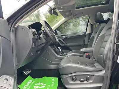 Volkswagen Tiguan L 2021, 72000 км, за 103800 CNY