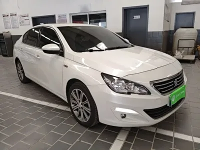 Peugeot 408 2017, 119000 км, за 23000 CNY