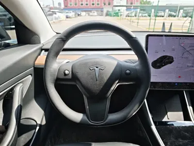 Tesla Model 3 2020, 58000 км, за 106000 CNY - фото 11