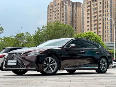 Lexus LS · 2019 год