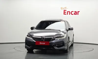 Honda Accord 2017, 162840 км, за 10500000 KRW