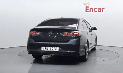 Hyundai Sonata 2019, 67335 км, за 14500000 KRW