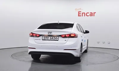 Hyundai Avante 2018, 50501 км, за 10990000 KRW
