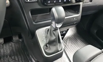 Hyundai Staria 2025, 36476 км, за 30900000 KRW - фото 9