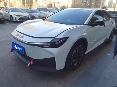 Toyota bZ3 · 2023 год