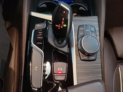 BMW 5-Series 2019, 71916 км, за 27190000 KRW - фото 16