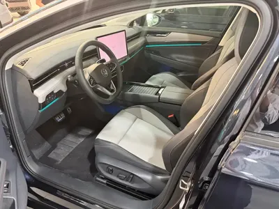 Volkswagen ID.7 VIZZION 2025, 9000 км, за 124000 CNY