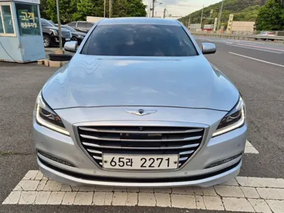 Hyundai Genesis 2016, 168947 км, за 10800000 KRW