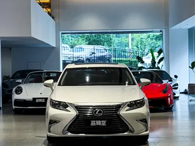 Lexus ES 2016, 186000 км, за 89000 CNY