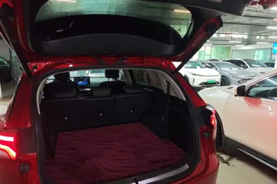 BYD Tang New Energy 2018, 101199 км, за 68311.9 CNY